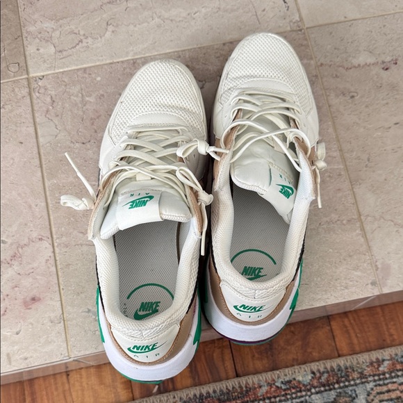 Men’s 10.5 Nike Air Max Sneakers in White and Brown